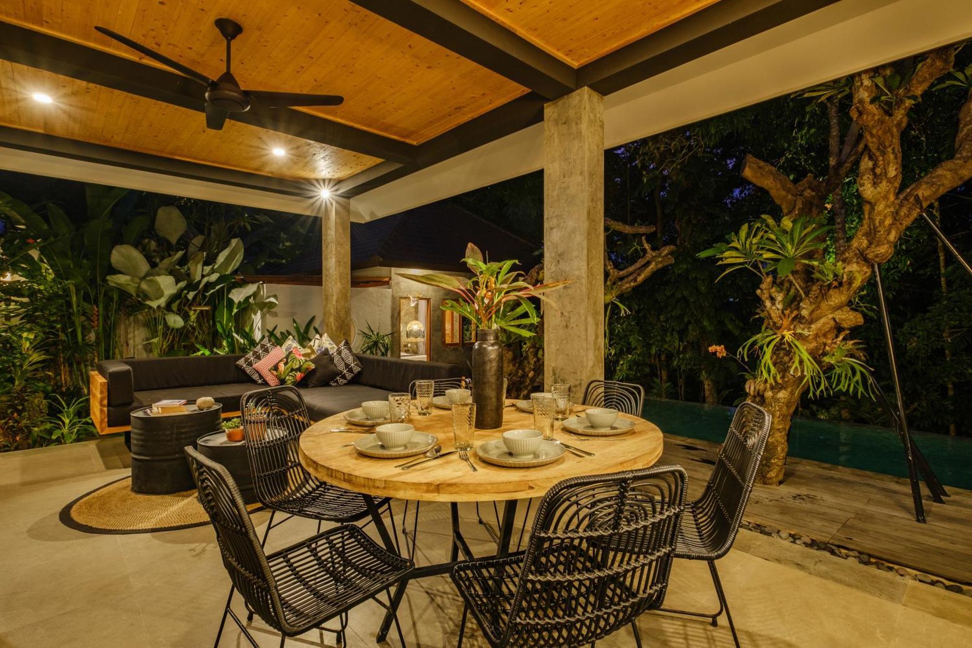 Gaya Villa *